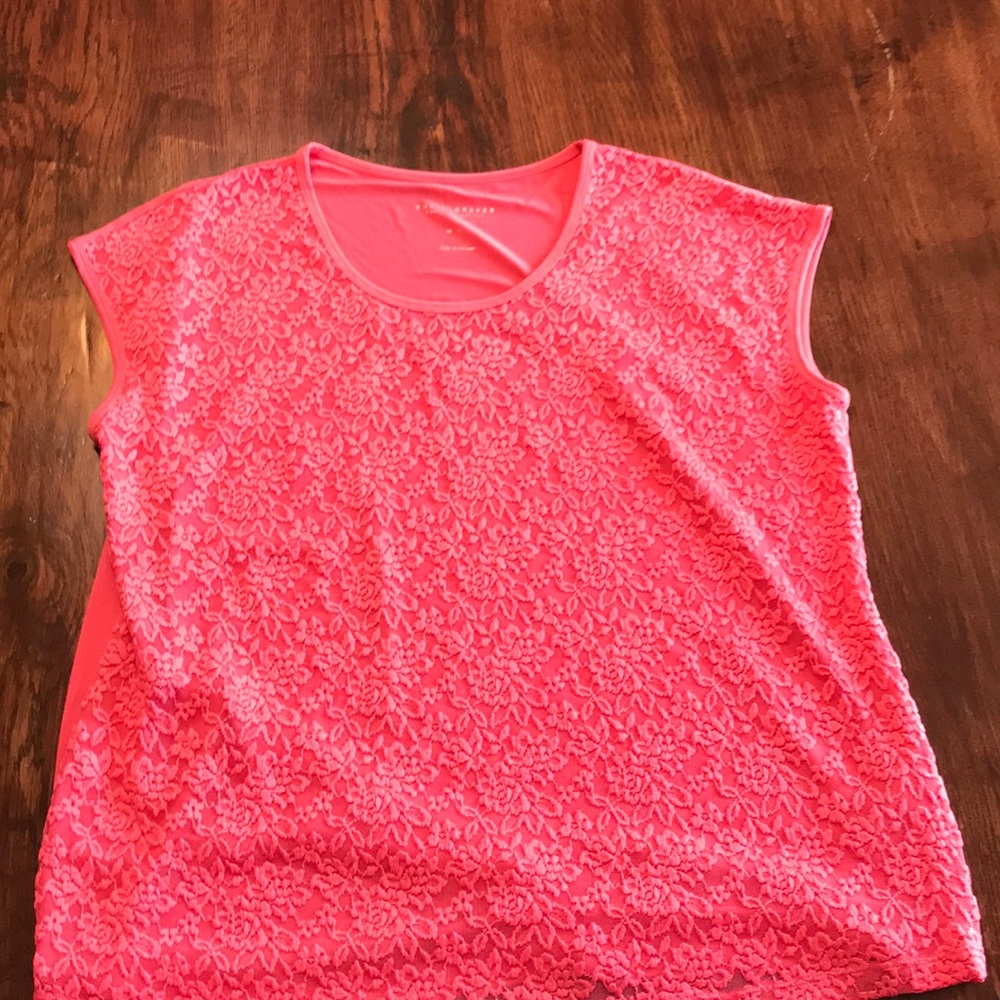 Sleeveless blouse